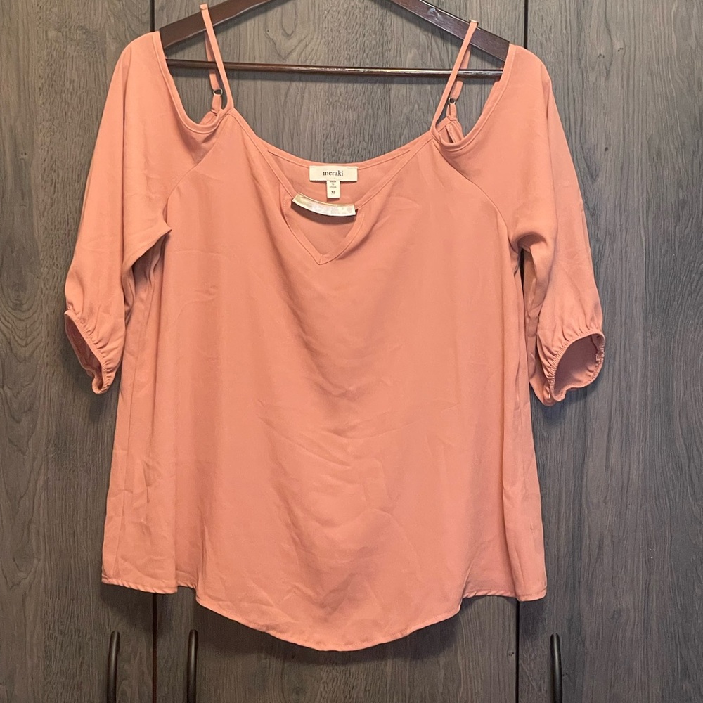 Meraki Womens Cold Shoulder‎ V-Neck Blouse Peach Silver Bar Detail Size M